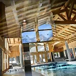 Aparthotel Cgh Boutique Le Hameau De Pierre Blanche Les Houches